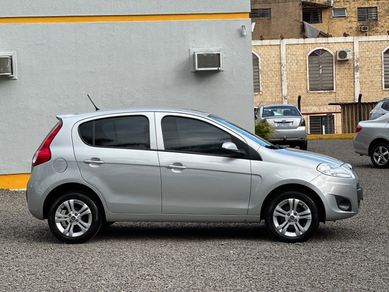 Fiat PALIO ATTRACTIVE 1.4 16V 2014 NEUMANN VEÍCULOS ARROIO DO MEIO / Carros no Vale