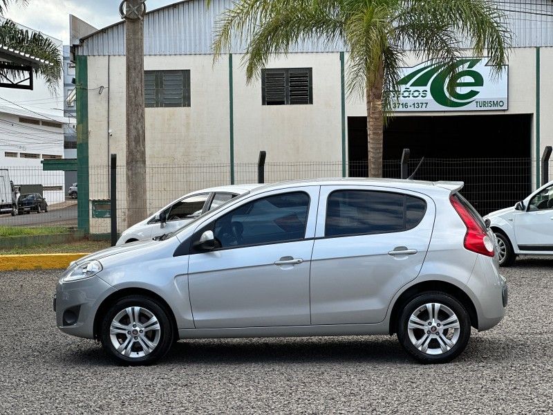 Fiat PALIO ATTRACTIVE 1.4 16V 2014 NEUMANN VEÍCULOS ARROIO DO MEIO / Carros no Vale