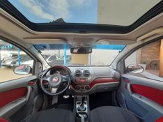 Fiat PALIO SPORTING 1.6 2014 FERREIRA VEÍCULOS VENÂNCIO AIRES / Carros no Vale