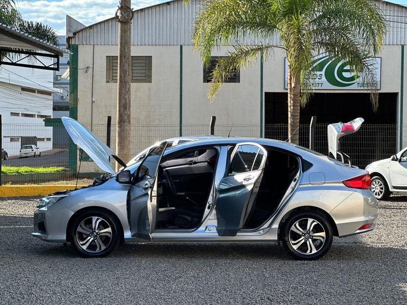 Honda CITY EX 16V 2015 NEUMANN VEÍCULOS ARROIO DO MEIO / Carros no Vale