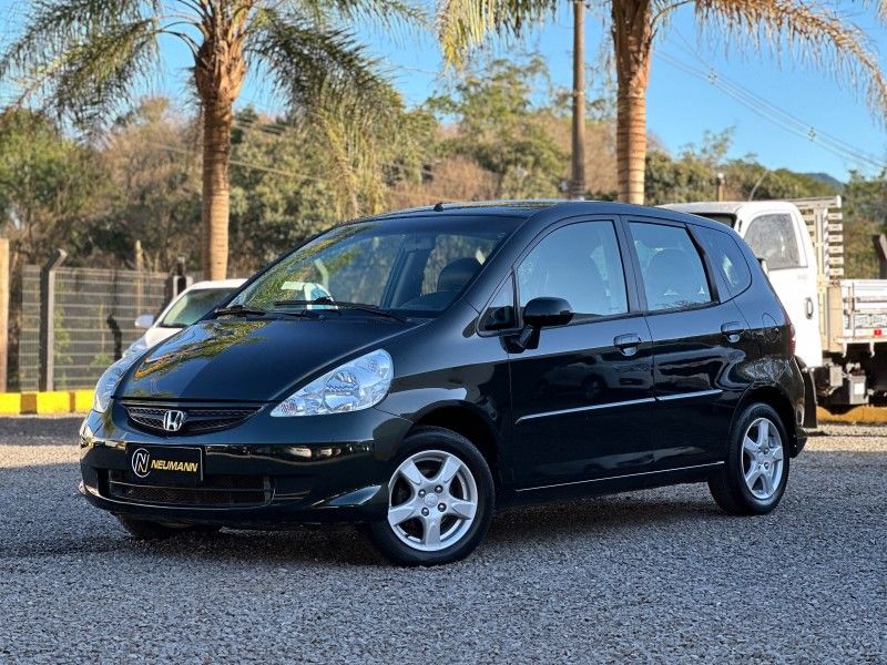 Honda FIT LXL 1.4 16V 2008 NEUMANN VEÍCULOS ARROIO DO MEIO / Carros no Vale