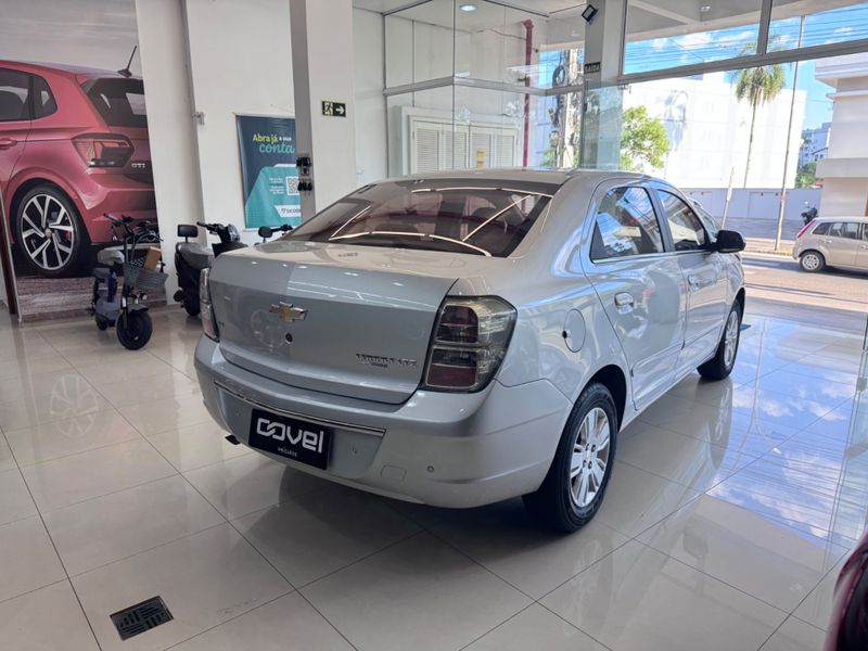 Chevrolet Cobalt 1.8 Ltz 2014/2015 COVEL VEICULOS ENCANTADO / Carros no Vale