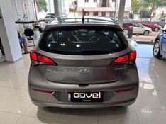 Hyundai Hb20 Premium 1.6 16v 2017/2017 COVEL VEICULOS ENCANTADO / Carros no Vale