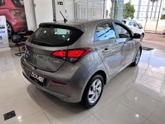 Hyundai Hb20 Premium 1.6 16v 2017/2017 COVEL VEICULOS ENCANTADO / Carros no Vale