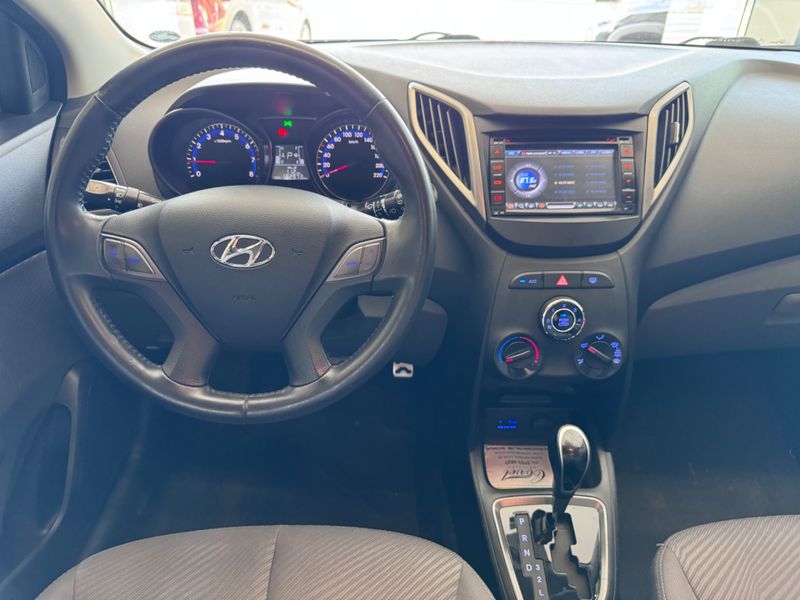 Hyundai Hb20x 1.6a Style 2013/2014 COVEL VEICULOS ENCANTADO / Carros no Vale