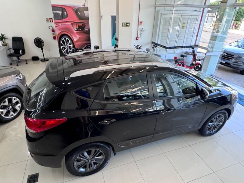 Hyundai Ix35 Gl 2.0 16v 2wd 2018/2019 COVEL VEICULOS ENCANTADO / Carros no Vale