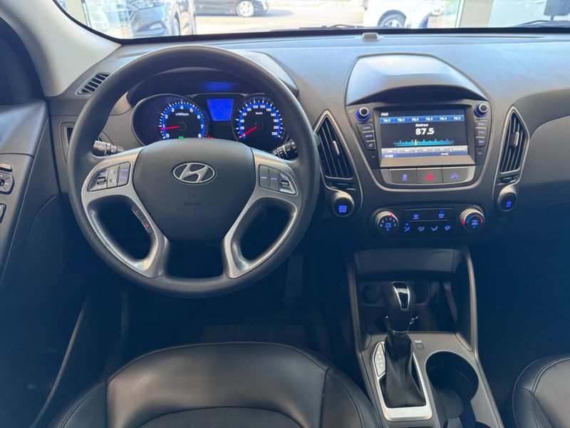 Hyundai Ix35 Gl 2.0 16v 2wd 2018/2019 COVEL VEICULOS ENCANTADO / Carros no Vale