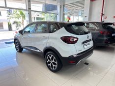 Renault Captur 1.6 16v Sce Intense X-tronic 2018/2018 COVEL VEICULOS ENCANTADO / Carros no Vale