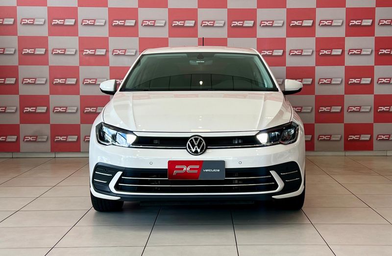 VOLKSWAGEN Polo Highline TSI 1.0 12V 2023/2024 PC VEÍCULOS SANTA CRUZ DO SUL / Carros no Vale