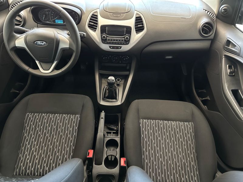 Ford Ka Sedan 1.0 Se 2020/2021 COVEL VEICULOS ENCANTADO / Carros no Vale