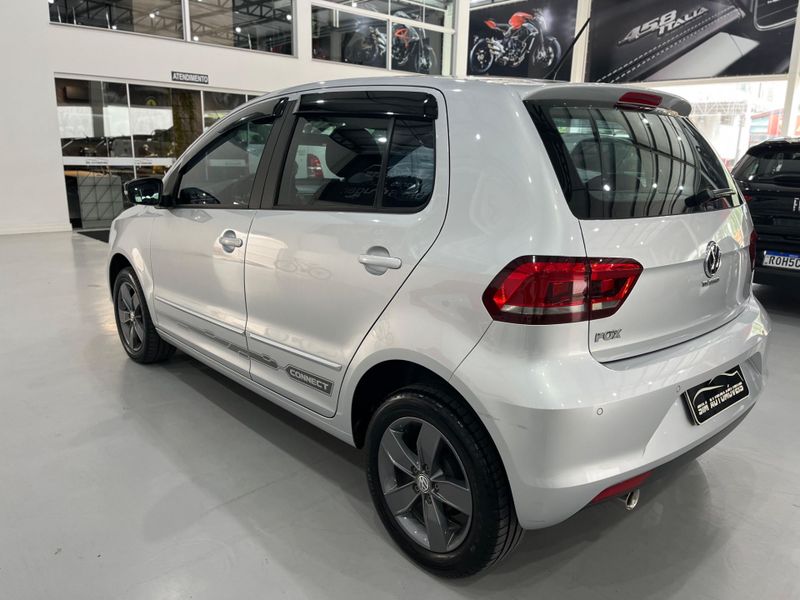 Volkswagen Fox Connect 1.6 Mb 2018/2019 SIM AUTOMÓVEIS ROLANTE / Carros no Vale