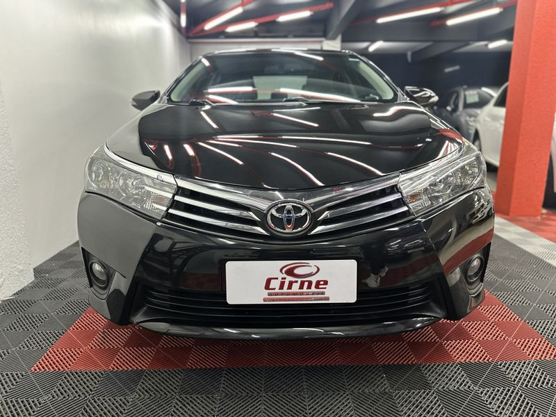 Toyota Corolla XEi 2.0 16V 2016/2017 CIRNE AUTOMÓVEIS SANTA MARIA / Carros no Vale