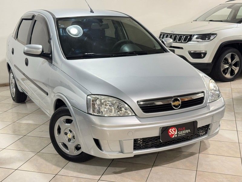 CHEVROLET CORSA 1.4 MPFI MAXX SEDAN 8V 2009/2009 SUL SERRA MOTORS CAXIAS DO SUL / Carros no Vale