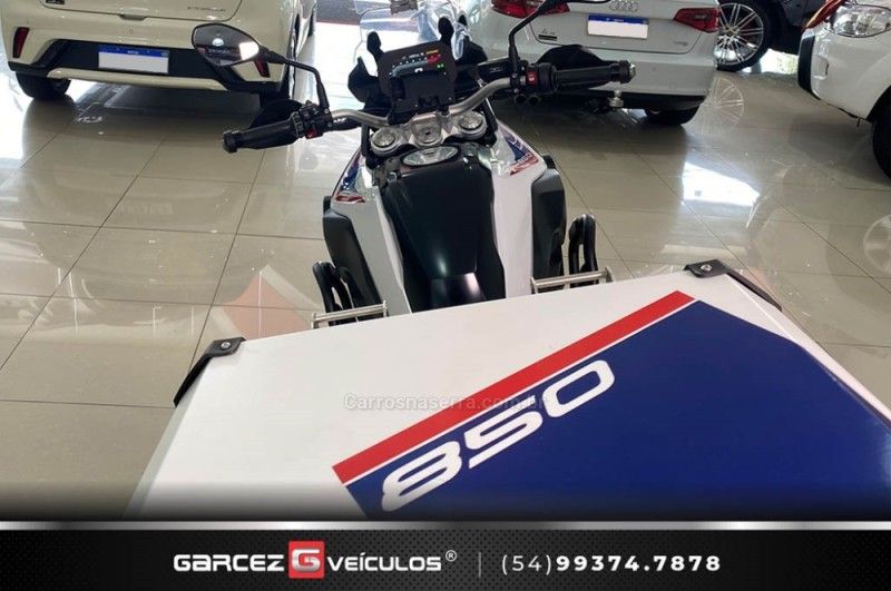 BMW F 850 GS PREMIUM 2020/2021 GARCEZ VEÍCULOS BENTO GONÇALVES / Carros no Vale