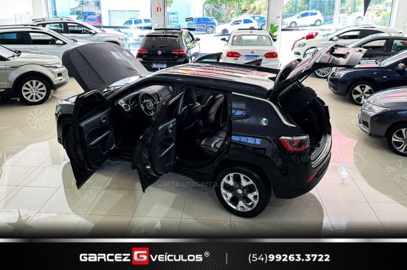 JEEP COMPASS 2.0 16V LONGITUDE 2018/2019 GARCEZ VEÍCULOS BENTO GONÇALVES / Carros no Vale