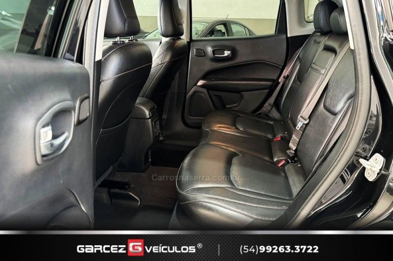 JEEP COMPASS 2.0 16V LONGITUDE 2018/2019 GARCEZ VEÍCULOS BENTO GONÇALVES / Carros no Vale