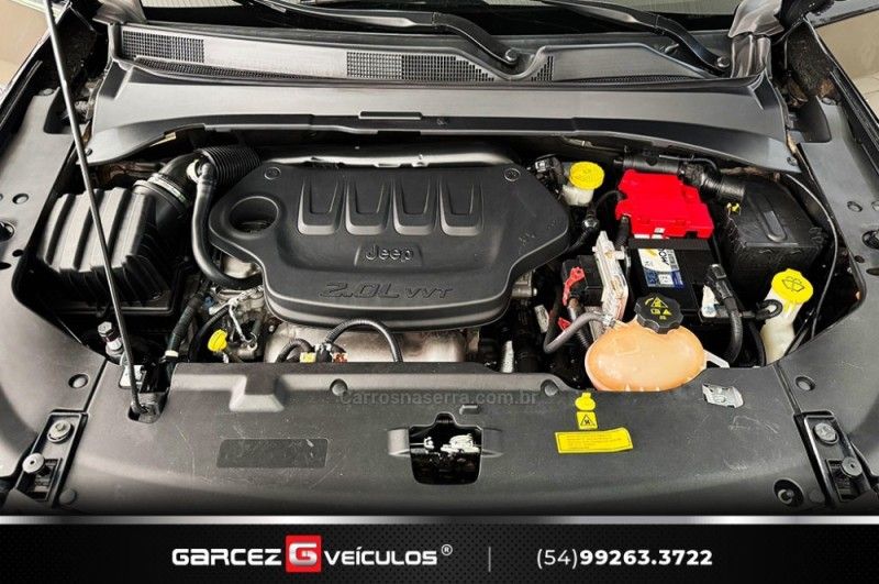 JEEP COMPASS 2.0 16V LONGITUDE 2018/2019 GARCEZ VEÍCULOS BENTO GONÇALVES / Carros no Vale