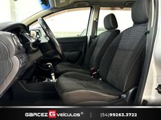 NISSAN LIVINA 1.8 S 16V 2013/2013 GARCEZ VEÍCULOS BENTO GONÇALVES / Carros no Vale