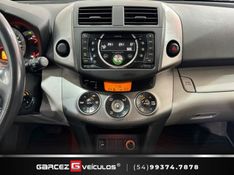 TOYOTA RAV4 2.4 4X2 16V 2011/2011 GARCEZ VEÍCULOS BENTO GONÇALVES / Carros no Vale