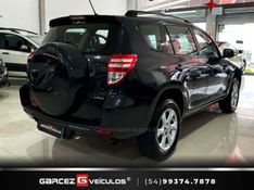 TOYOTA RAV4 2.4 4X2 16V 2011/2011 GARCEZ VEÍCULOS BENTO GONÇALVES / Carros no Vale