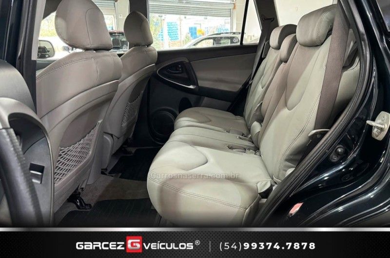 TOYOTA RAV4 2.4 4X2 16V 2011/2011 GARCEZ VEÍCULOS BENTO GONÇALVES / Carros no Vale