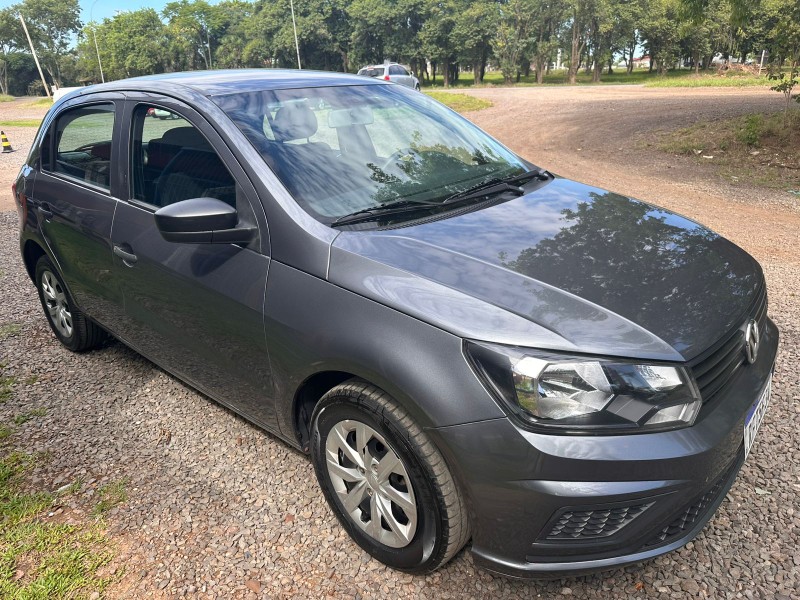 VOLKSWAGEN GOL 1.0 /2020 MENEGHINI VEÍCULOS ARROIO DO MEIO / Carros no Vale