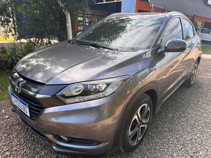 HONDA HR-V 1.8 16V TOURING /2018 MENEGHINI VEÍCULOS ARROIO DO MEIO / Carros no Vale