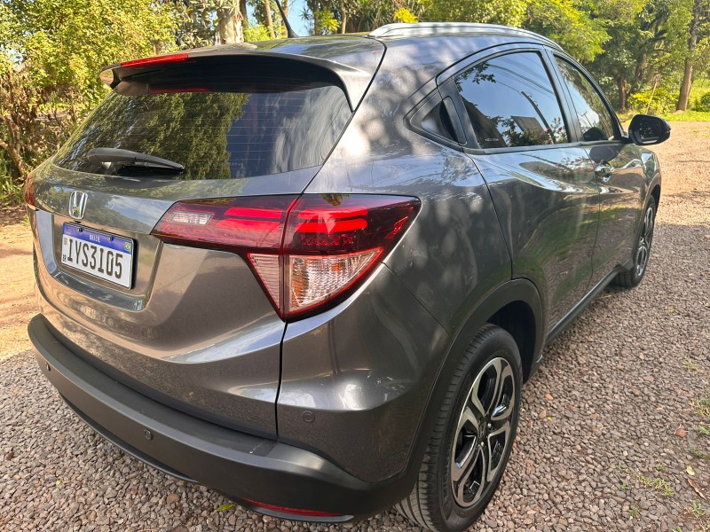 HONDA HR-V 1.8 16V TOURING /2018 MENEGHINI VEÍCULOS ARROIO DO MEIO / Carros no Vale