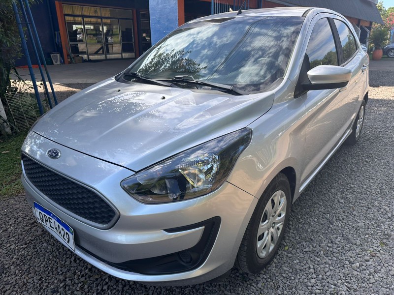 FORD KA 1.5 SE /2019 MENEGHINI VEÍCULOS ARROIO DO MEIO / Carros no Vale