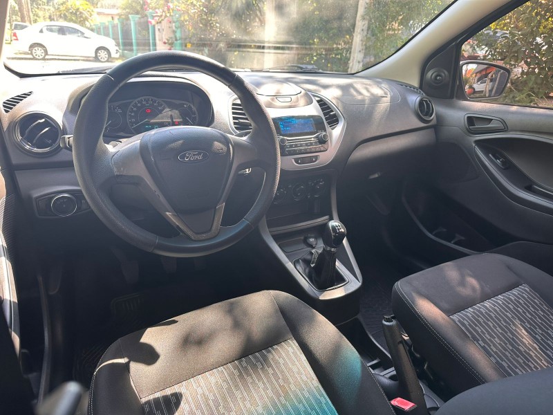 FORD KA 1.5 SE /2019 MENEGHINI VEÍCULOS ARROIO DO MEIO / Carros no Vale