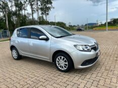 RENAULT SANDEIRO /2015 NEURI VEÍCULOS LAJEADO / Carros no Vale