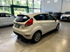 FORD FIESTA 1.6 TITANIUM 2013/2014 M&C AUTOMÓVEIS CAXIAS DO SUL / Carros no Vale