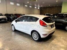 FORD FIESTA 1.6 TITANIUM 2013/2014 M&C AUTOMÓVEIS CAXIAS DO SUL / Carros no Vale