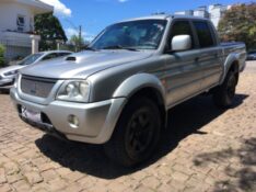 MITSUBISHI L200 2.5 SPORT HPE 4X4 8V 2005/2005 COMPLETO VEÍCULOS GUAPORÉ / Carros no Vale