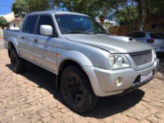 MITSUBISHI L200 2.5 SPORT HPE 4X4 8V 2005/2005 COMPLETO VEÍCULOS GUAPORÉ / Carros no Vale