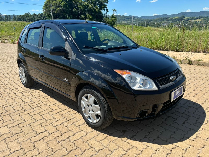 FORD FIESTA CLASS 1.0 /2010 RT 811 VEÍCULOS ARROIO DO MEIO / Carros no Vale