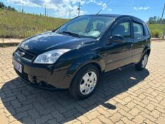 FORD FIESTA CLASS 1.0 /2010 RT 811 VEÍCULOS ARROIO DO MEIO / Carros no Vale