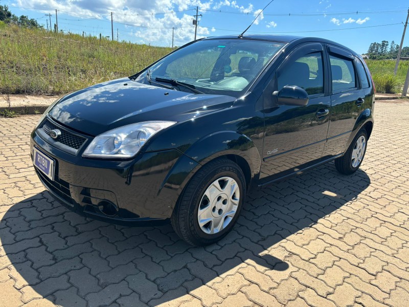 FORD FIESTA CLASS 1.0 /2010 RT 811 VEÍCULOS ARROIO DO MEIO / Carros no Vale