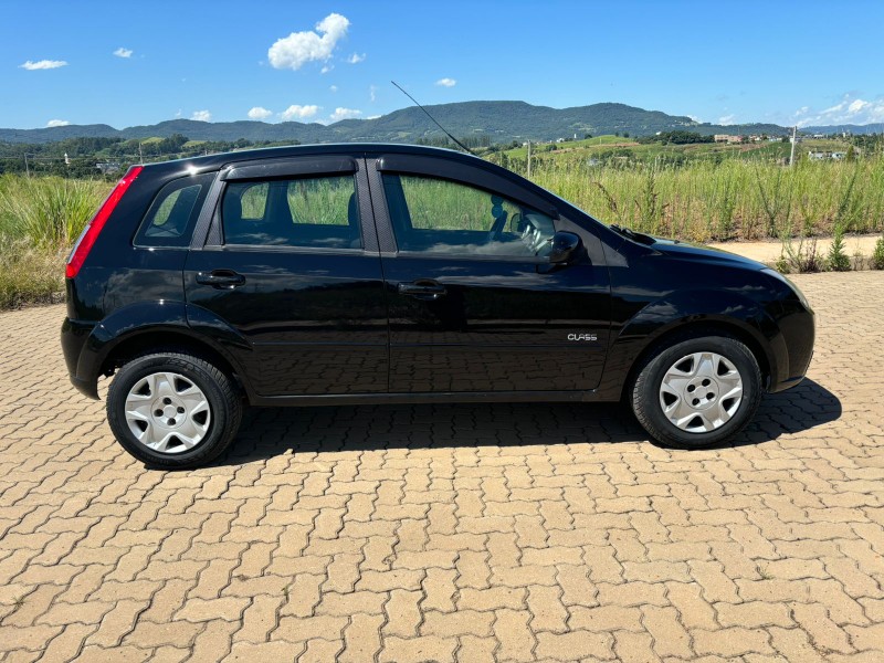 FORD FIESTA CLASS 1.0 /2010 RT 811 VEÍCULOS ARROIO DO MEIO / Carros no Vale