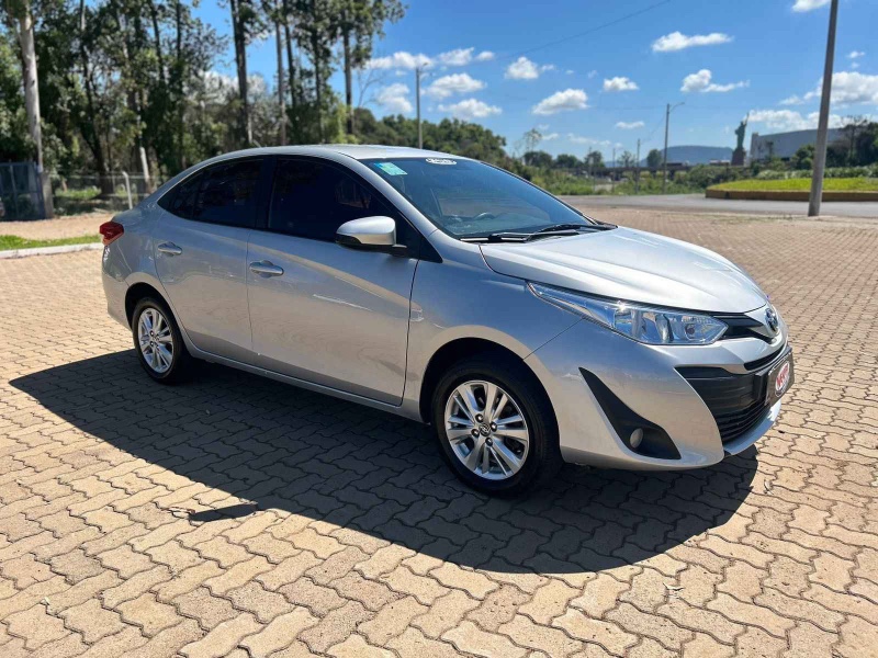 TOYOTA YARIS XL SEDAN 1.5 FLEX 16V 4P AUT. 2019/2019 NEURI VEÍCULOS LAJEADO / Carros no Vale