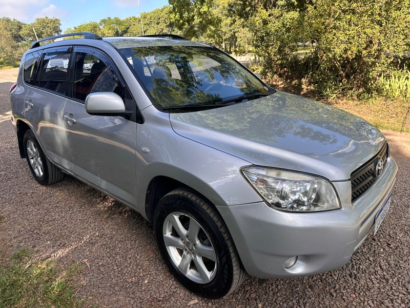 TOYOTA RAV4 2.4 4X4 16V 170CV AUT. /2008 MENEGHINI VEÍCULOS ARROIO DO MEIO / Carros no Vale