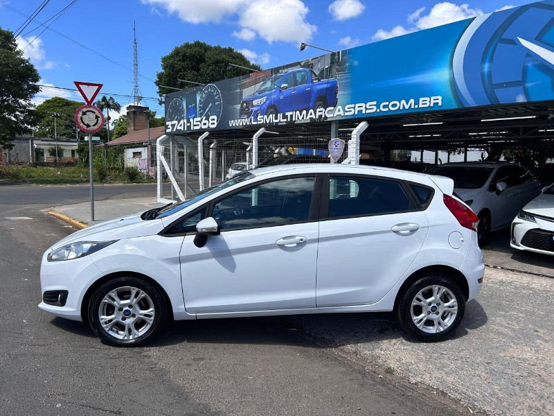 FORD NEW FIESTA 1.6 16V FLEX MEC 5P 2016/2016 LS MULTIMARCAS VENÂNCIO AIRES / Carros no Vale