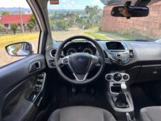 FORD NEW FIESTA 1.6 16V FLEX MEC 5P 2016/2016 LS MULTIMARCAS VENÂNCIO AIRES / Carros no Vale