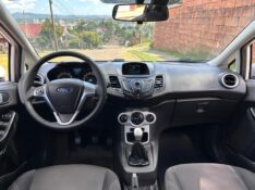 FORD NEW FIESTA 1.6 16V FLEX MEC 5P 2016/2016 LS MULTIMARCAS VENÂNCIO AIRES / Carros no Vale