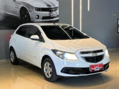 CHEVROLET ONIX 1.4 LT 2013/2013 JM AUTOMÓVEIS VENÂNCIO AIRES / Carros no Vale