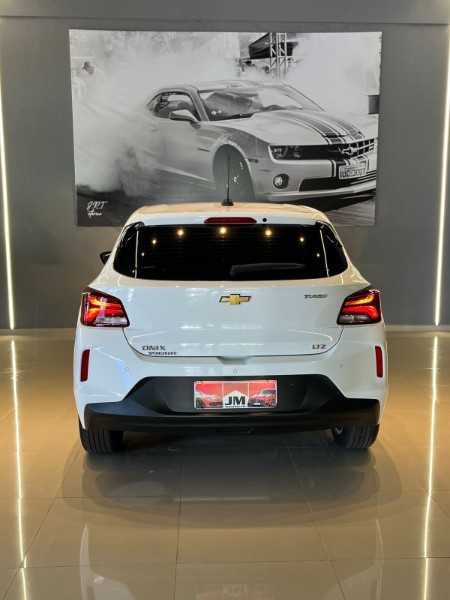 CHEVROLET ONIX 1.0 LTZ 12V TURBO 2022/2023 JM AUTOMÓVEIS VENÂNCIO AIRES / Carros no Vale