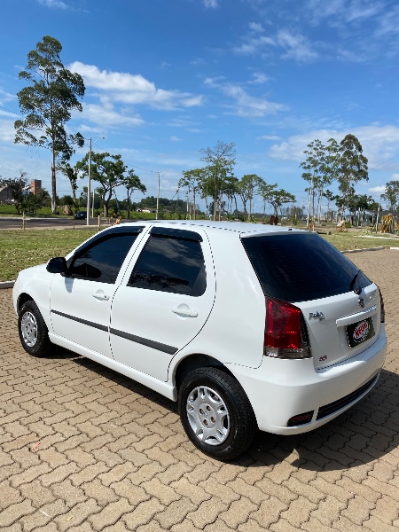 FIAT PALIO 1.0 MPI FIRE 8V FLEX 4P MANUAL 2015/2015 NEURI VEÍCULOS LAJEADO / Carros no Vale