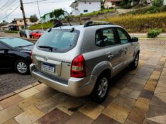 HYUNDAI TUCSON GLS 2.7 V6 2008/2009 TS VEÍCULOS ANTA GORDA / Carros no Vale