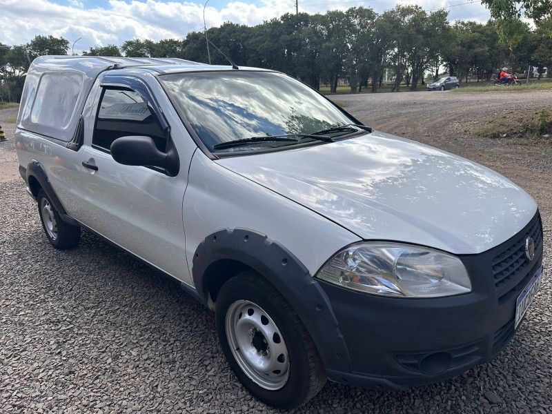 FIAT STRADA WORKING 1.4 MPI FIRE FLEX 8V CS /2013 MENEGHINI VEÍCULOS ARROIO DO MEIO / Carros no Vale