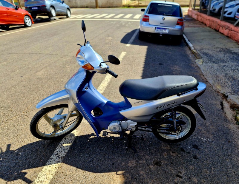 HONDA MOTOS BIZ 100 ES 2005/2005 CRUZEIRO MULTIMARCAS CRUZEIRO DO SUL / Carros no Vale